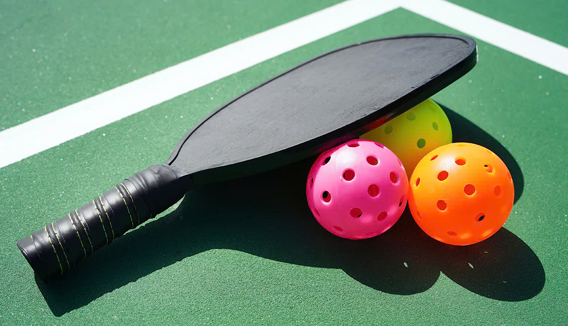 PickleBall Logo